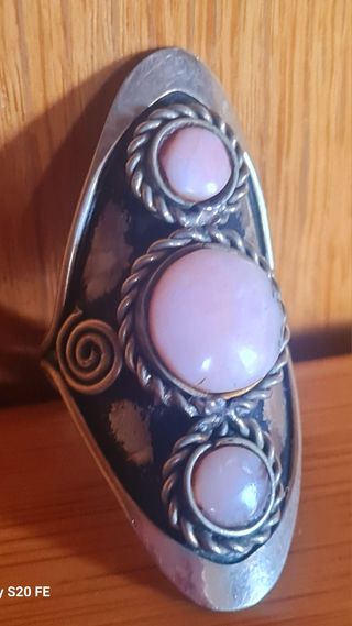 Anillo vintage piedras rosas naturales