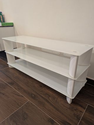 Tavolino il vetro