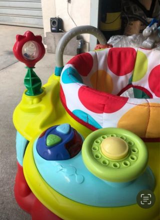 Gioco salterello bimbo