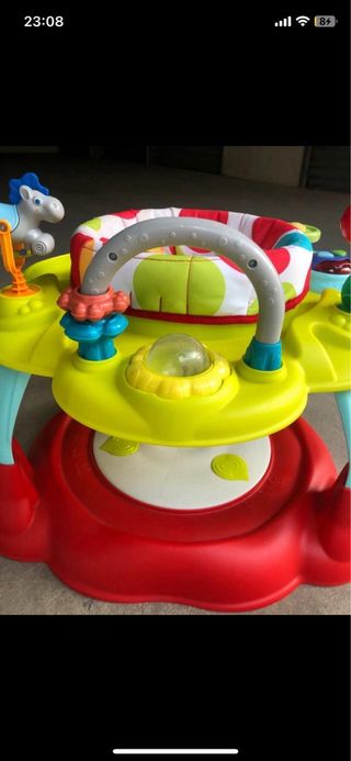 Gioco salterello bimbo