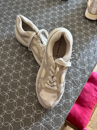 Zapatilla deporte beig