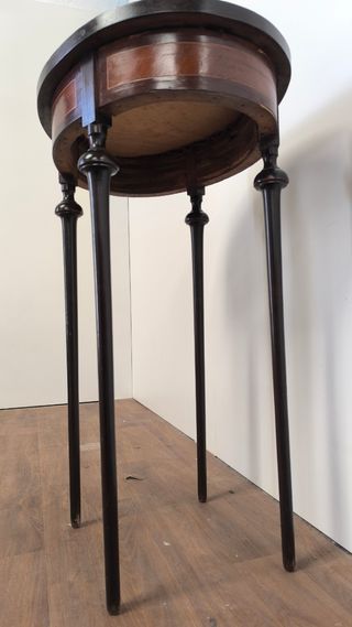 MESA AUXILIAR PEDESTAL VELADOR ANTIGUO TIPO LUIS X