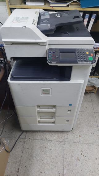 Impresora Kyocera  Fs C8520mfp