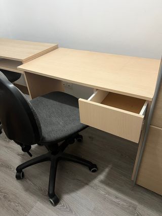 Mesa y silla 