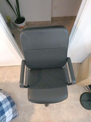 Silla oficina negra