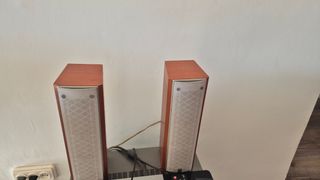 Home cinena Yamaha en madera, 5 altavoces