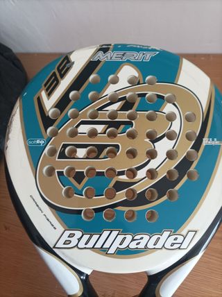 Pala Pádel Bullpadel