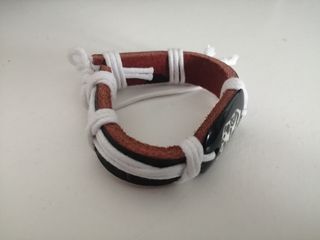 Pulseras de cuero
