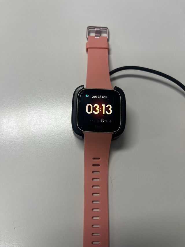 Fitbit Versa en perfecto estado