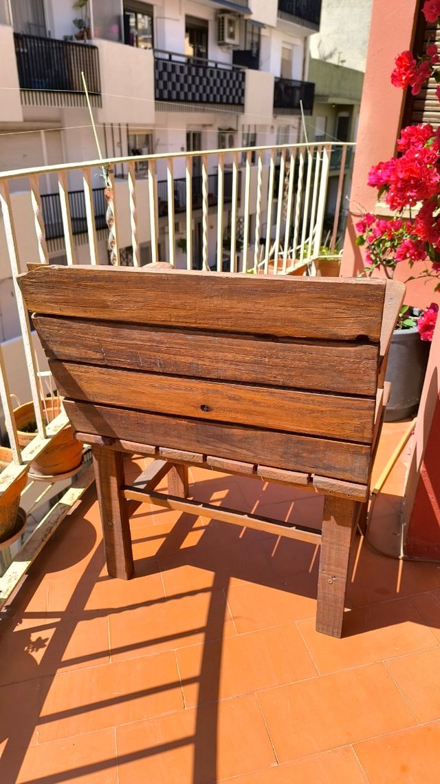 Silla convertible en mesa - Handmade