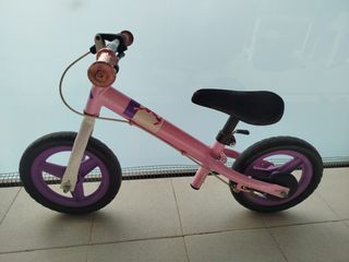 Bicicleta sin pedales pequeña