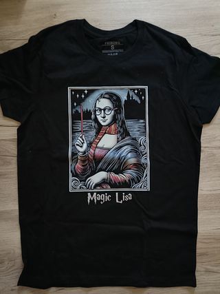 Camiseta unisex mona lisa temática Harry Potter. 