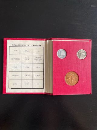 III EXPOSICION NACIONAL DE NUMISMATICA FABRICA NACIONAL DE MONEDA Y TIMBRE