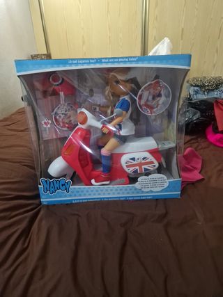 Muñeca Nancy, un día de moto en Londres