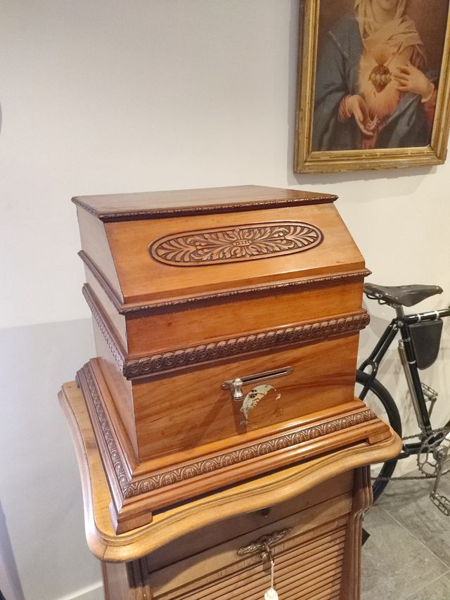 Gramófono antiguo Pathé