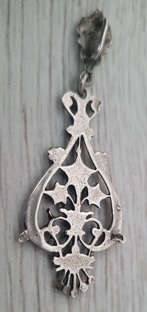 Colgante antiguo de plata