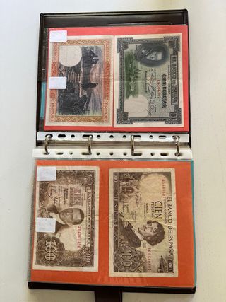 Álbum casero con 43 billetes y 27 hojas