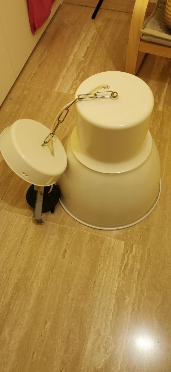 Lámpara de techo Hektar (Ikea) en color blanco