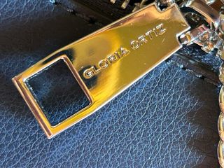 Practico Bolso Cartera de Gloria Ortiz