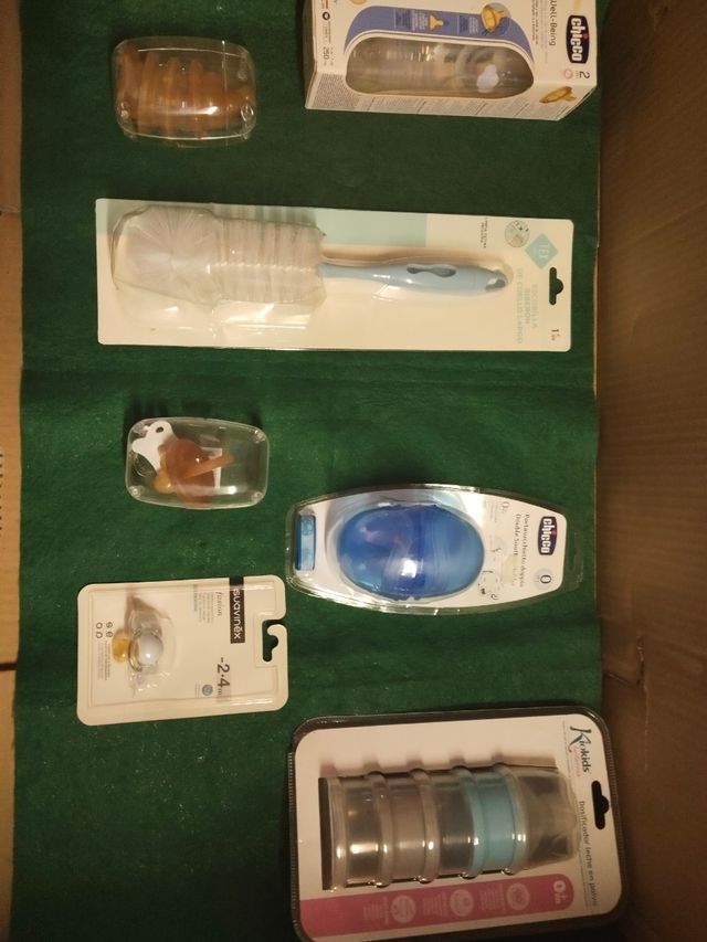 Lote de accesorios para bebe (ZONA AYUDA)