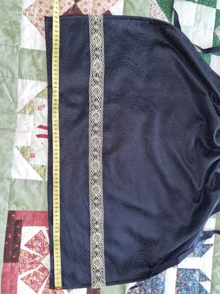 Delantal indumentària tradicional