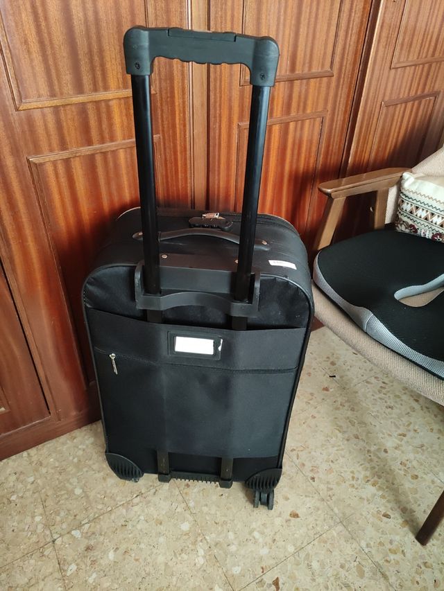 Maleta mediana 4 ruedas