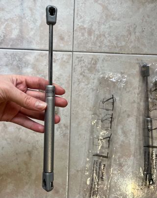 Pistoni per ante cucina Vinabo