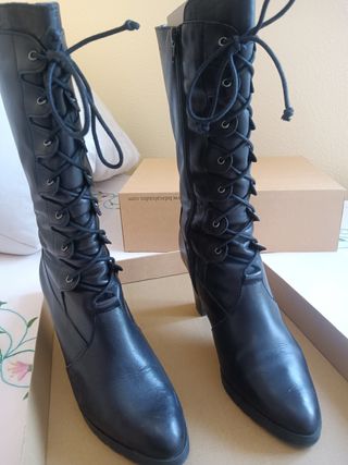 Botines de piel