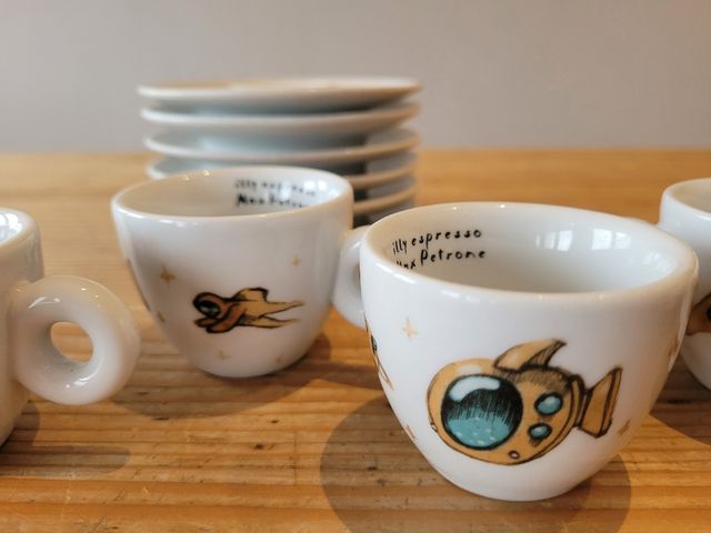 Tazzine caffè Illy disegnate da Max Petrone