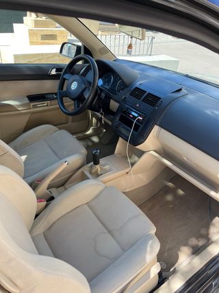 Volkswagen Polo 2003