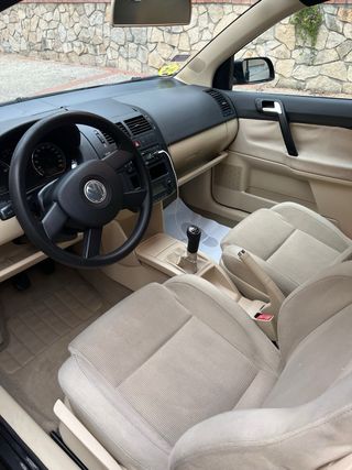 Volkswagen Polo 2003