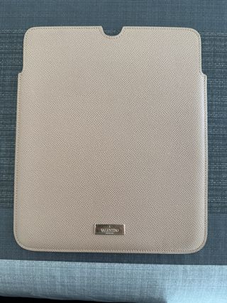 Vendo funda ipad Valentino