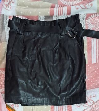 Gonna in pelle nera