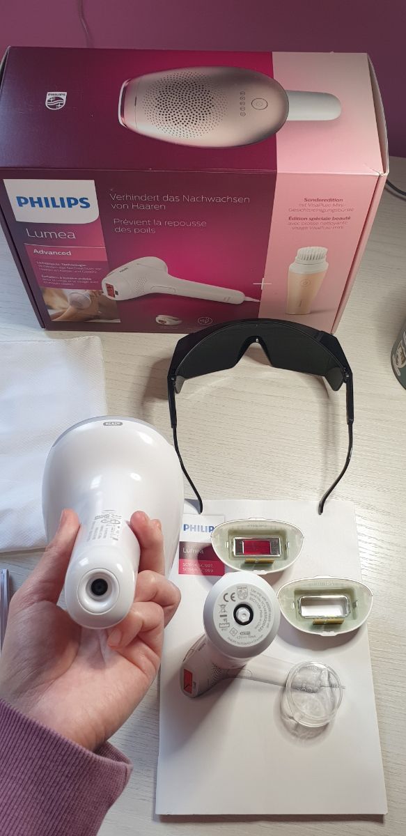 Epilatore Philips,spazzola viso,occhiali