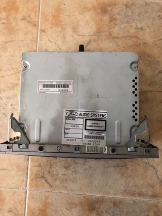 RADIO FORD KUGA