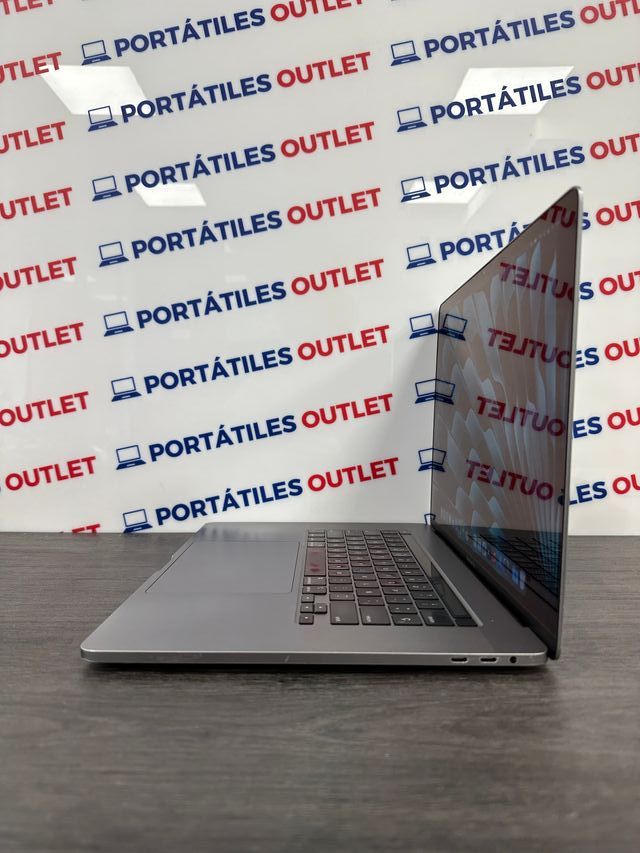 MacBook Pro 16" 2019 i7 16gb 512gb SSD