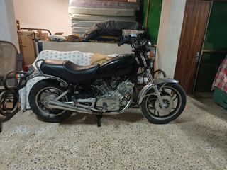Yamaha xv 750 SE