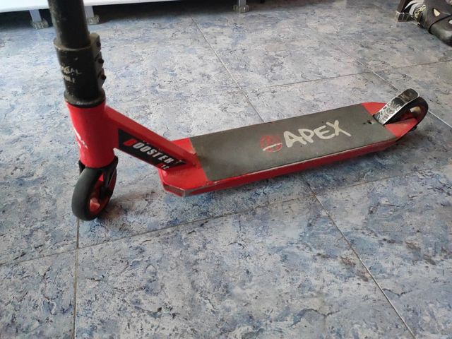 Patinete Apex booster B12