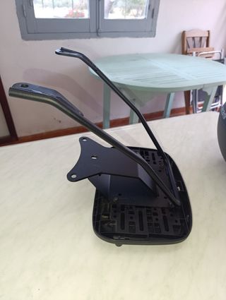 CAJON SHAD SH39 y SOPORTE PARA TMAX