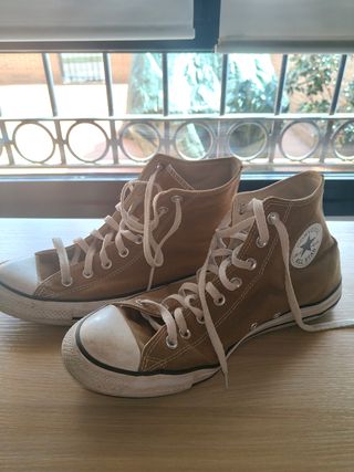 Converse marrones tela