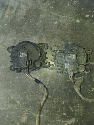 Antinieblas Renault VALEO 8200074008