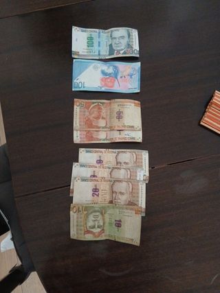 370 soles peruanos. Soles. Peru.