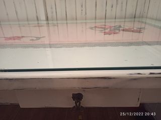 Mesa y sillas de comedor