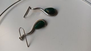 Collar y pendientes a juego
