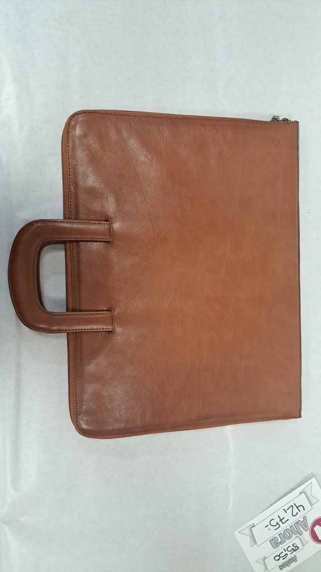 Maletin de piel Marron Busquets