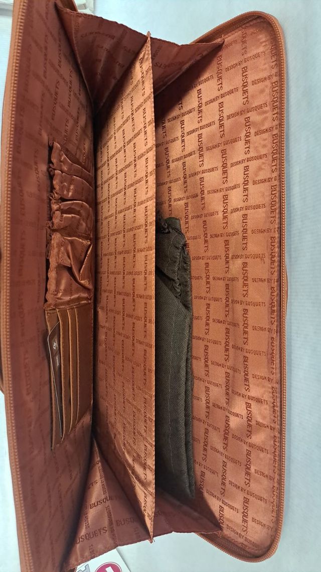 Maletin de piel Marron Busquets