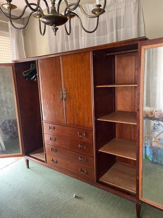 Extraordinario ARMARIO VINTAGE