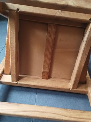 Sillas de madera maciza hechas a mano