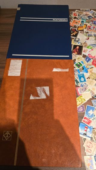 Lote de sellos con 2 álbumes grandes