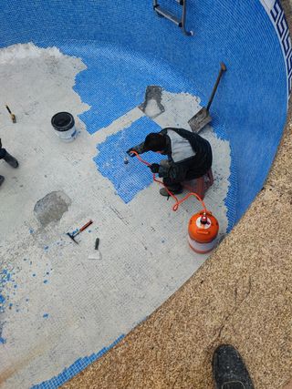 Piscinas de obra y de poliéster